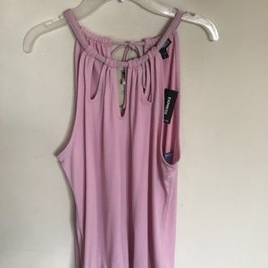 Express Pink Top w/Tear Drop Neckline. Small. New!!